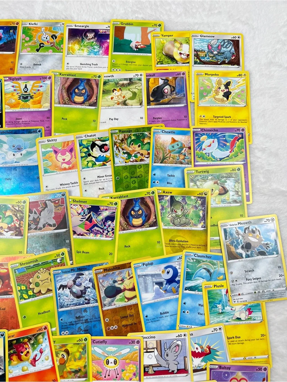 Pokemon Card Lot 100+ Cards Vintage Modern Reverse Holo Pikachu Fossil Trainer